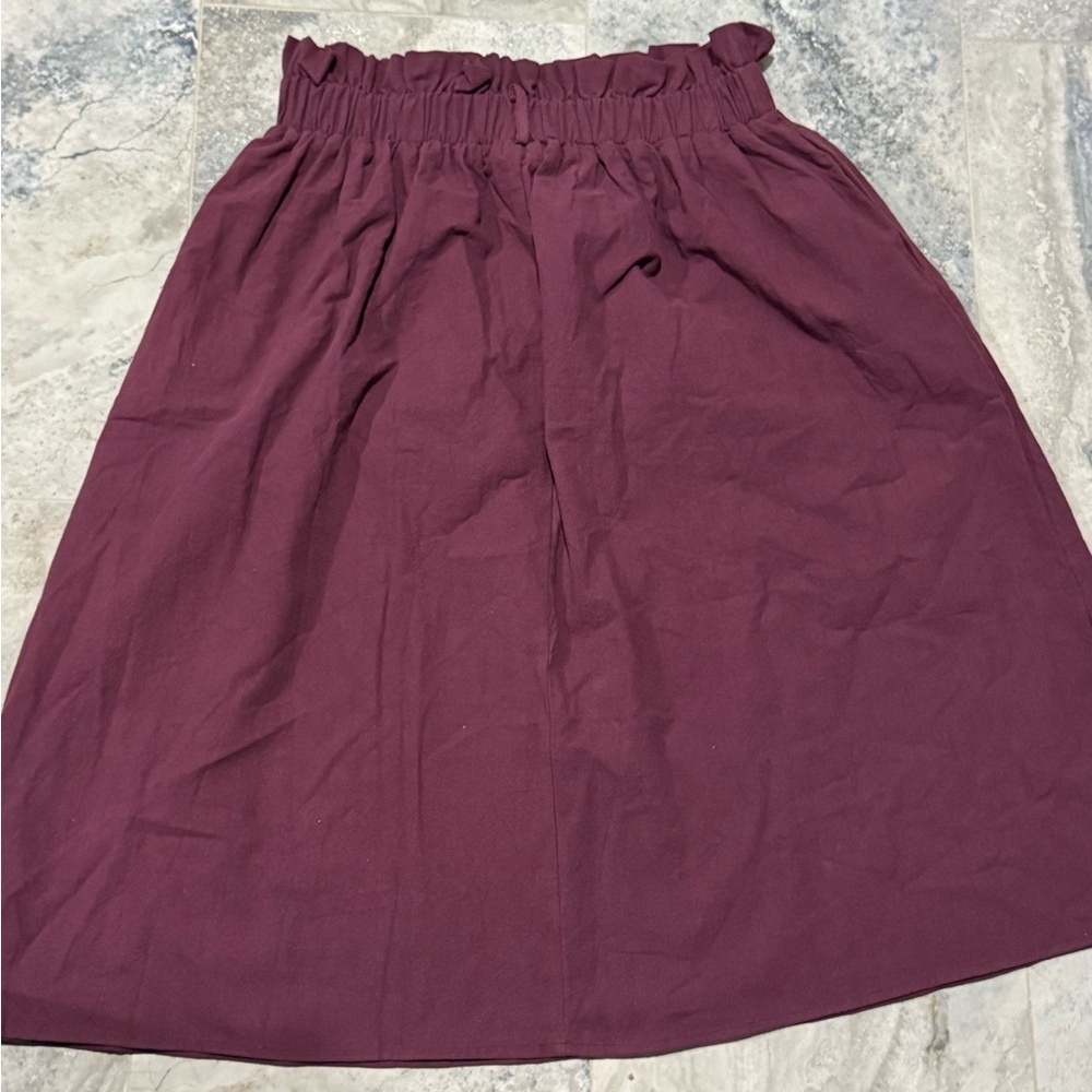 Chic A-Line Skirt with Button Accents - Picture 4 of 5
